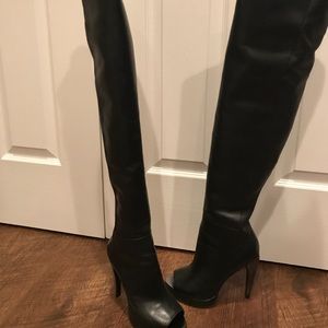 Herve Ledger boots